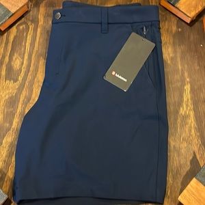 Lululemon 7” commission shorts.  Size 36 🕺🏽
